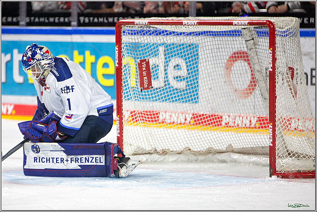 PENNY DEL; Koelner Haie- Straubing Tigers; Koeln, 28.12.2022